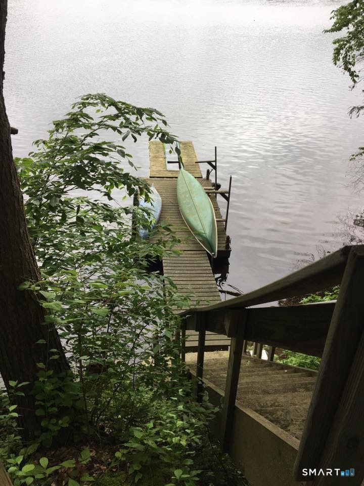 14 Laurel Trail Newtown CT 06482
