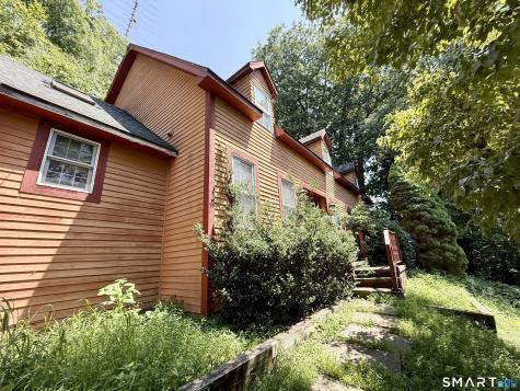 389 Tepi Drive Southbury CT 06488