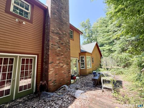 389 Tepi Drive Southbury CT 06488