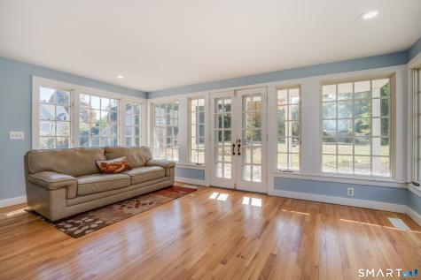79 Bloomfield Avenue West Hartford CT 06107