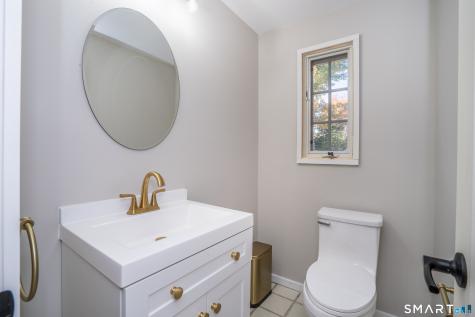 79 Bloomfield Avenue West Hartford CT 06107