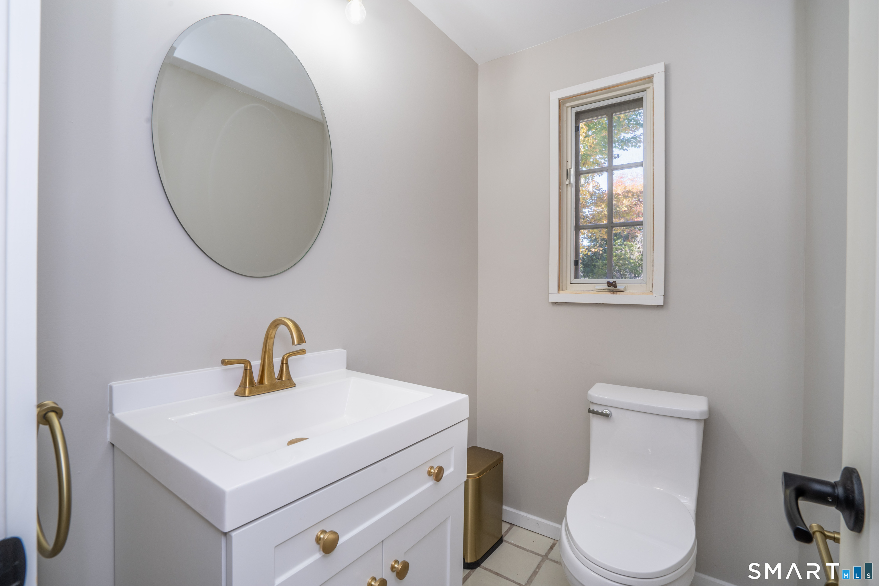 79 Bloomfield Avenue West Hartford CT 06107