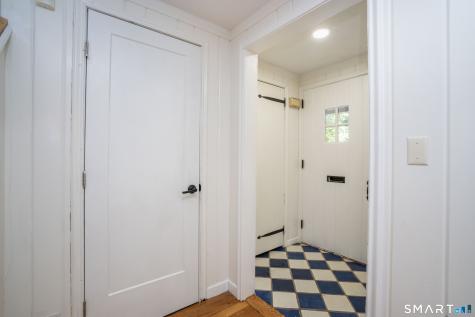79 Bloomfield Avenue West Hartford CT 06107
