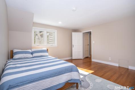 79 Bloomfield Avenue West Hartford CT 06107