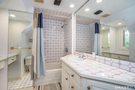 79 Bloomfield Avenue West Hartford CT 06107
