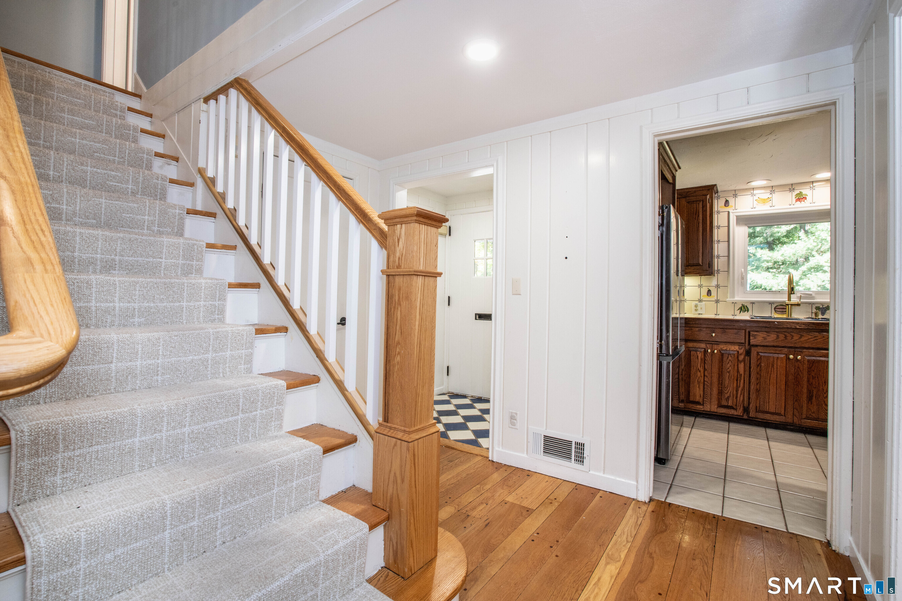 79 Bloomfield Avenue West Hartford CT 06107