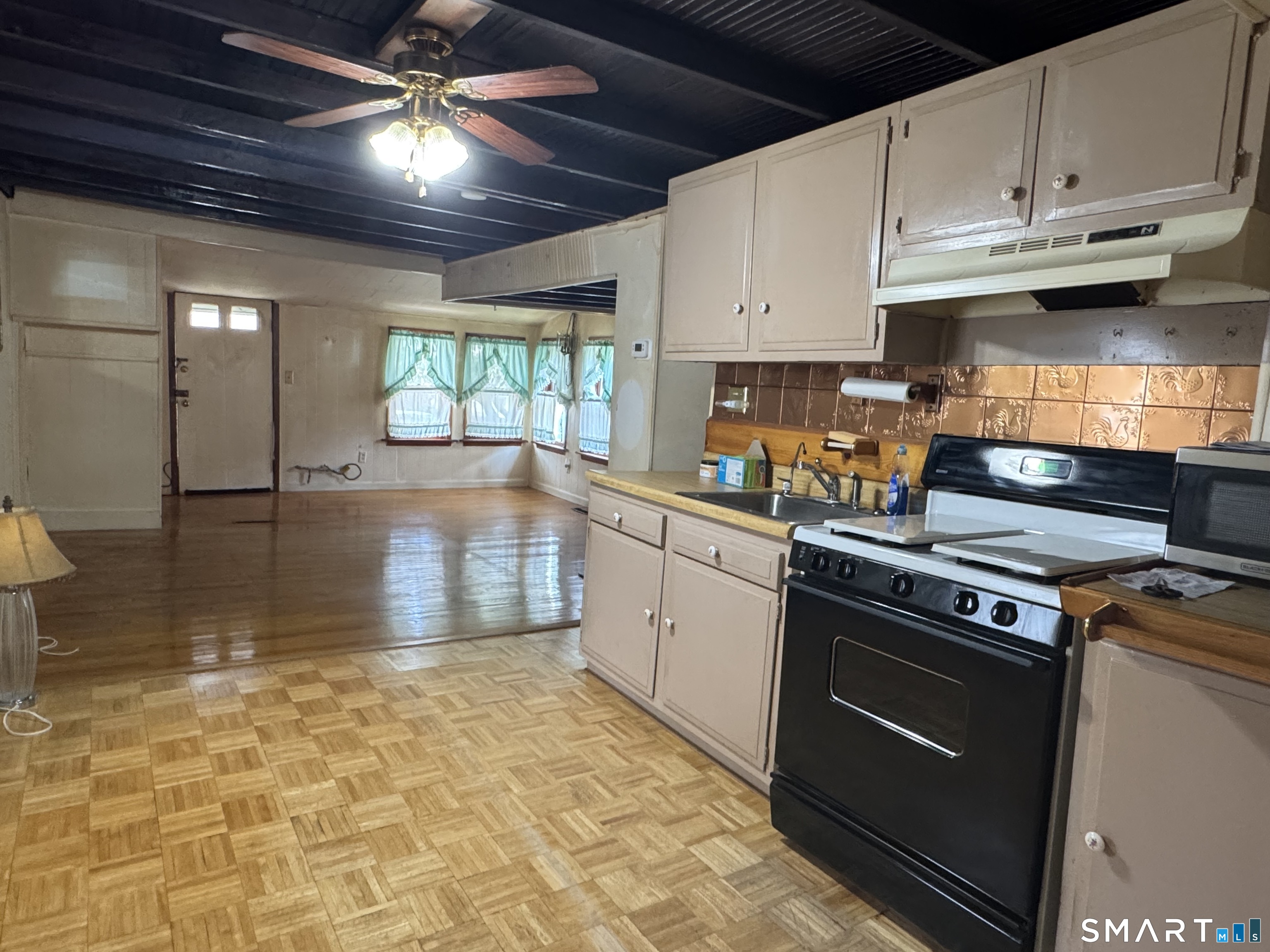 60 Grove Place West Haven CT 06516