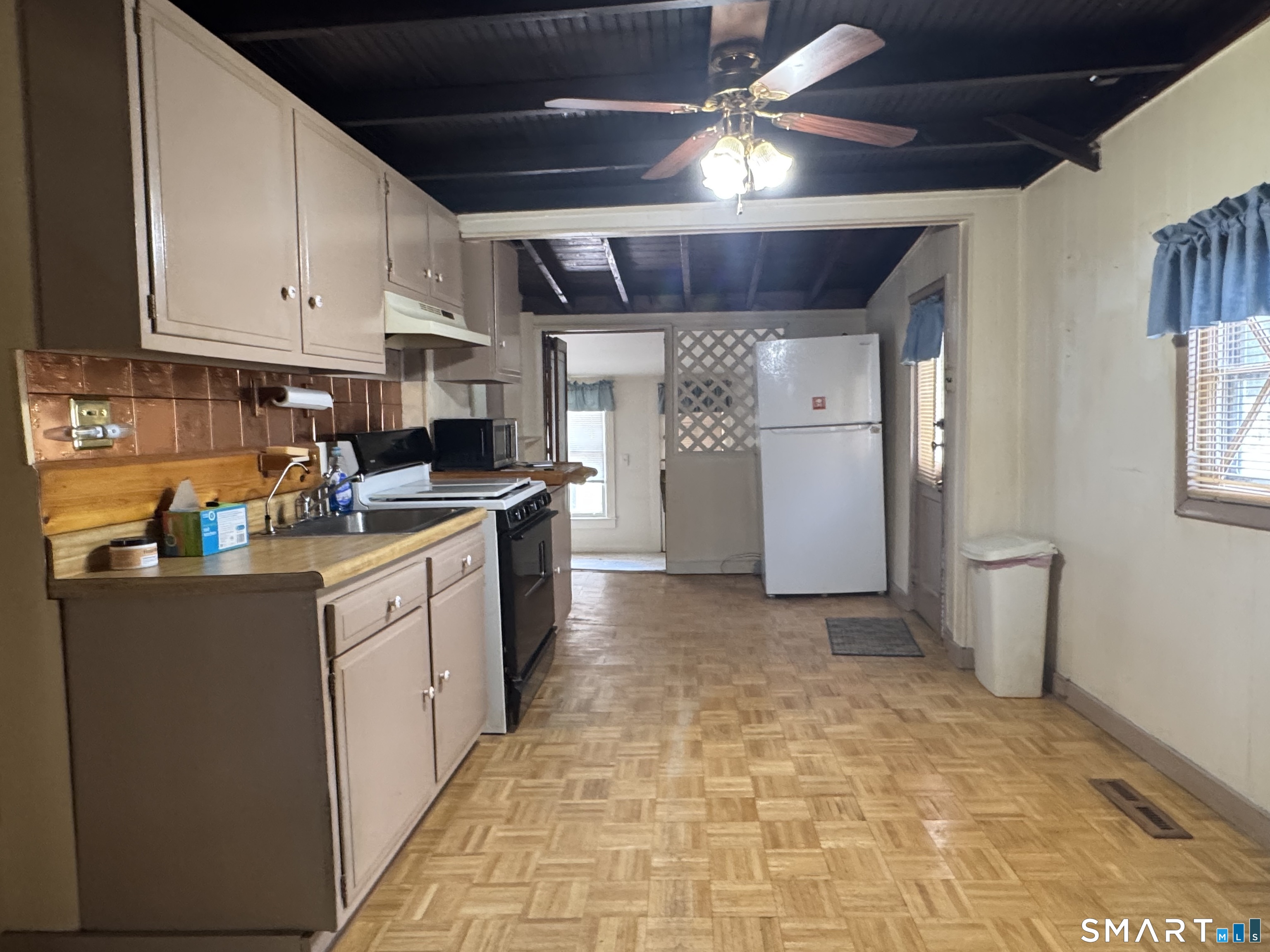 60 Grove Place West Haven CT 06516