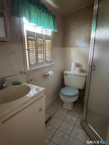 60 Grove Place West Haven CT 06516