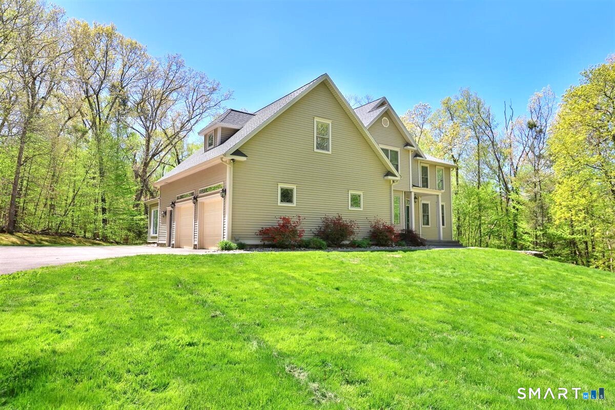 9 Gavin Drive Columbia CT 06237