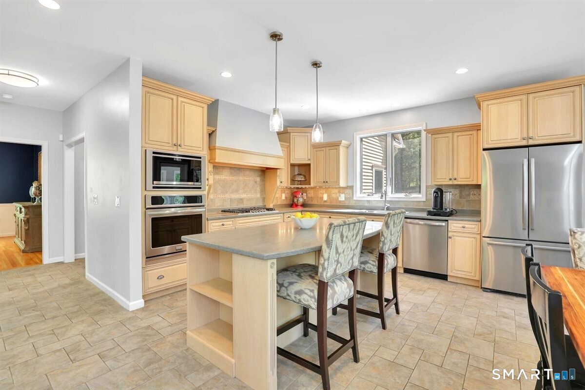9 Gavin Drive Columbia CT 06237