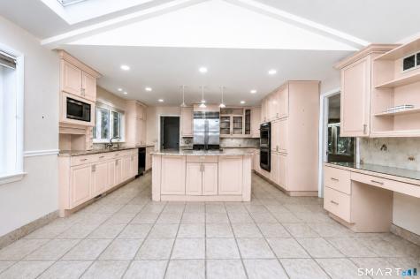 24 Inverness Road Trumbull CT 06611