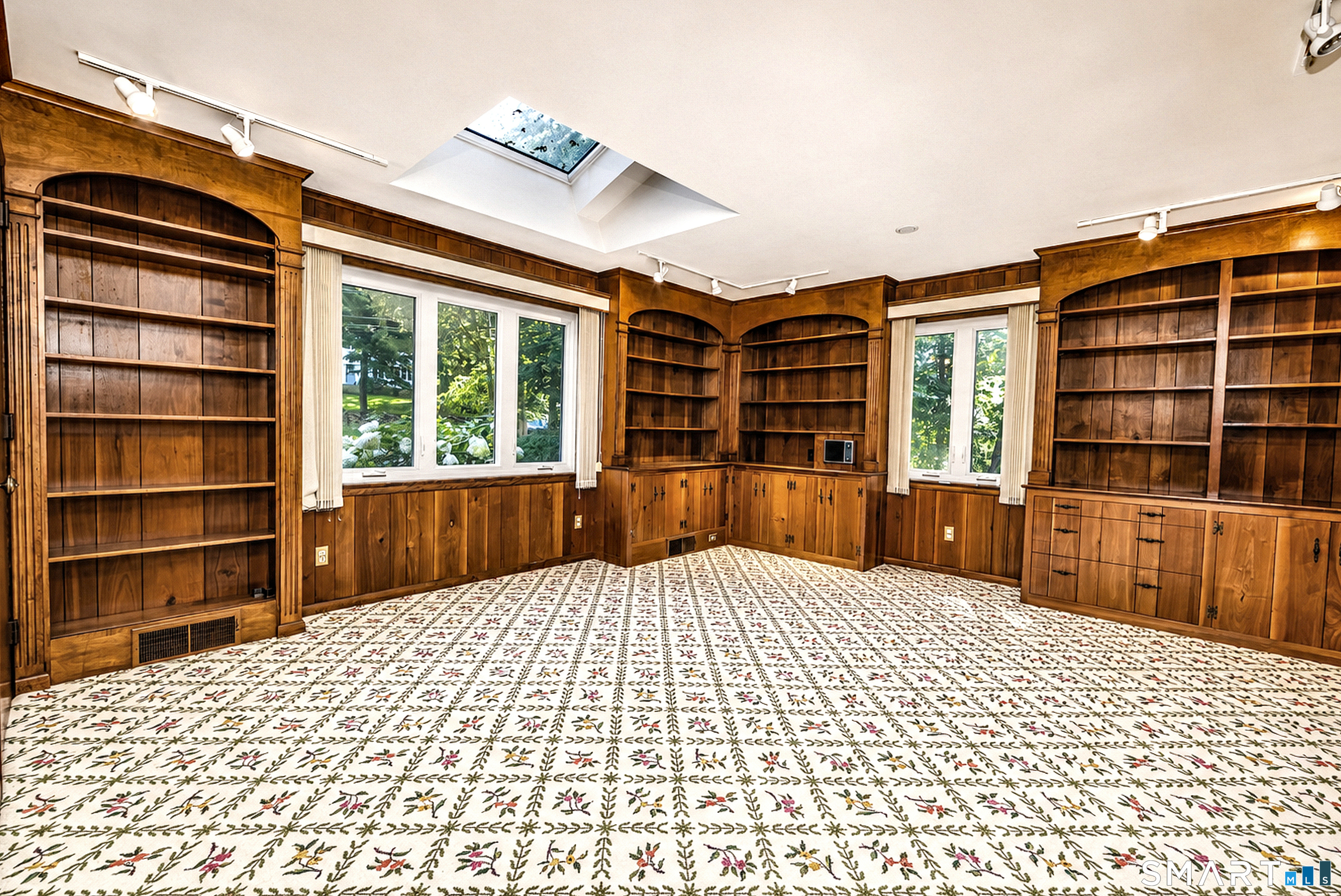 24 Inverness Road Trumbull CT 06611