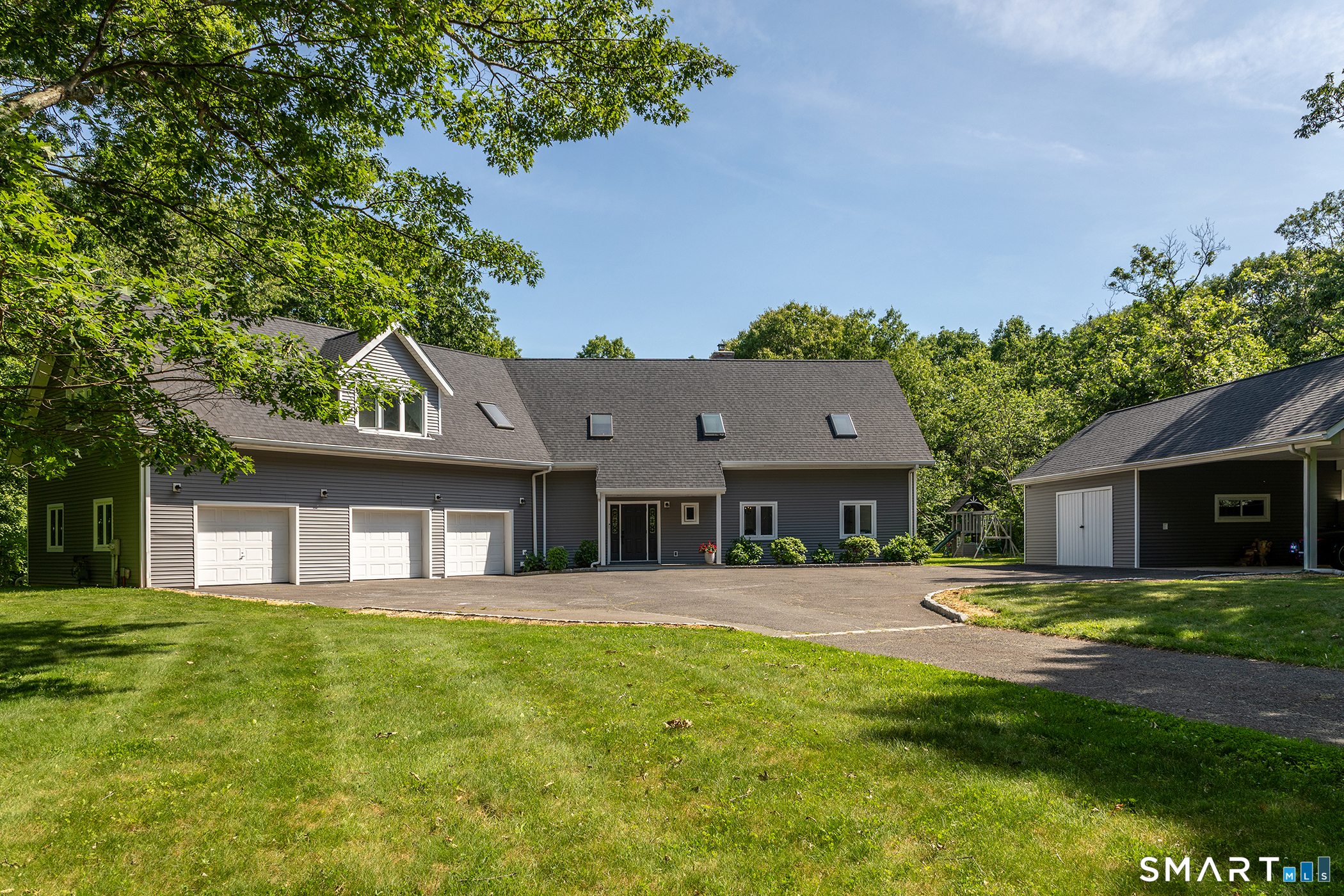 28 Drewbarrie Lane Easton CT 06612