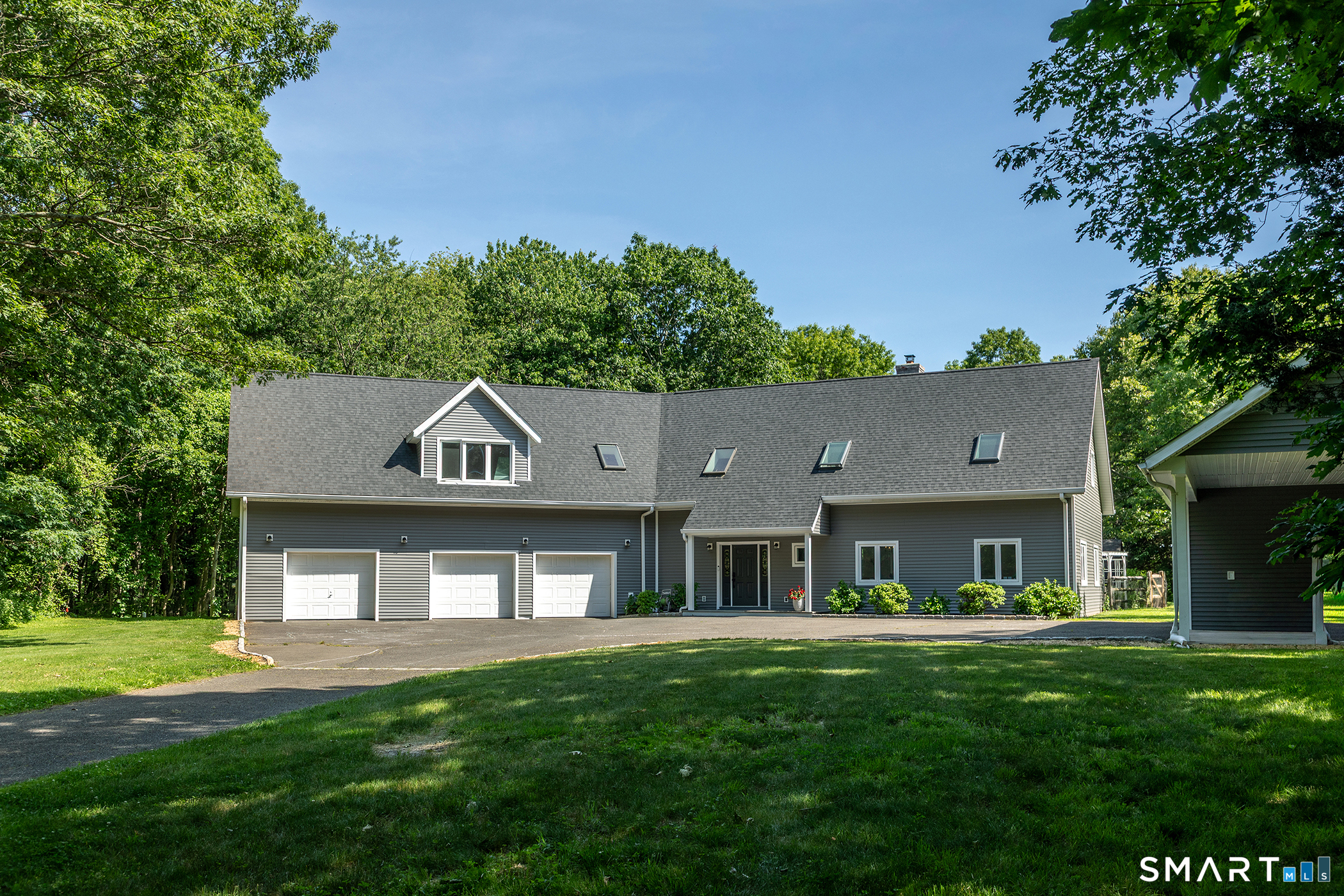 28 Drewbarrie Lane Easton CT 06612