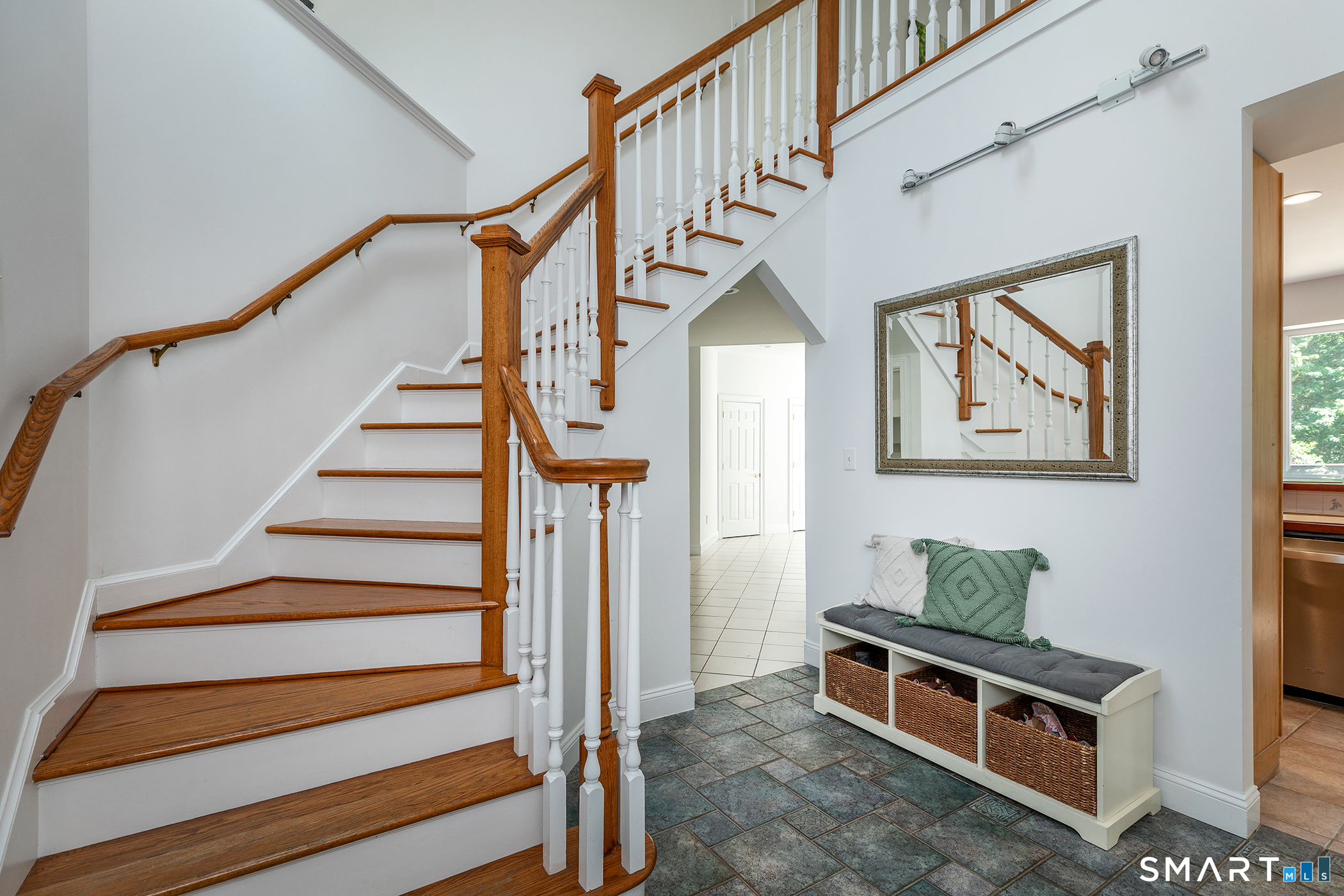 28 Drewbarrie Lane Easton CT 06612