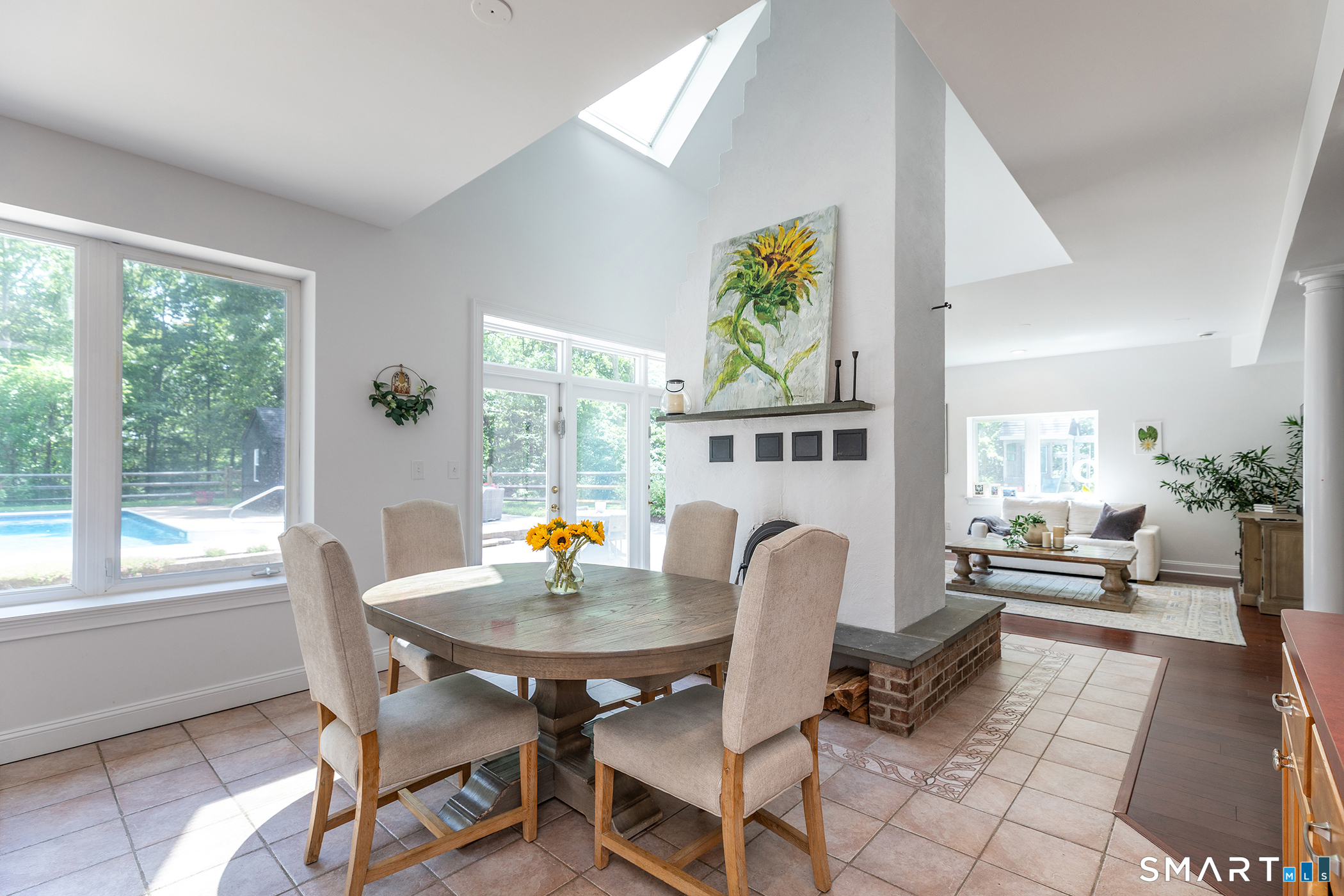 28 Drewbarrie Lane Easton CT 06612