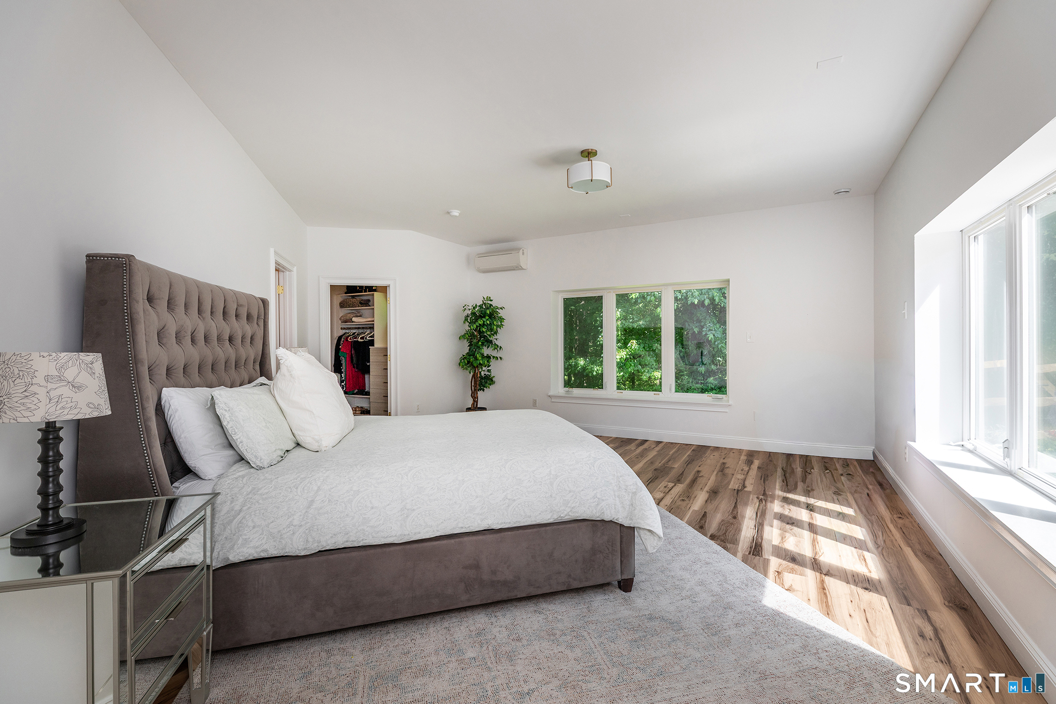 28 Drewbarrie Lane Easton CT 06612