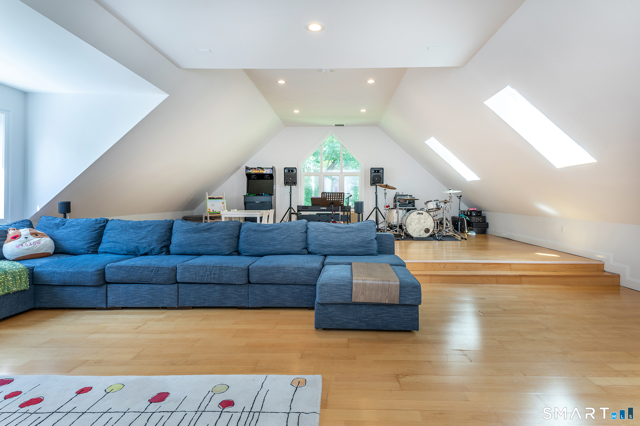28 Drewbarrie Lane Easton CT 06612