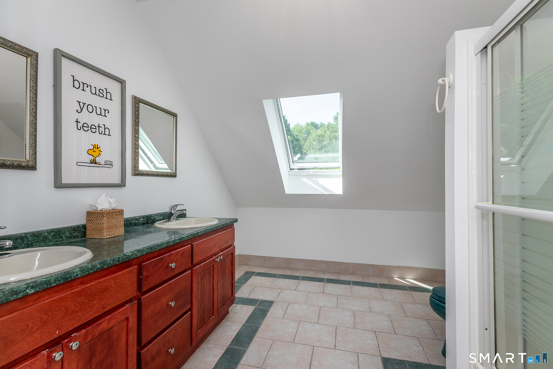 28 Drewbarrie Lane Easton CT 06612
