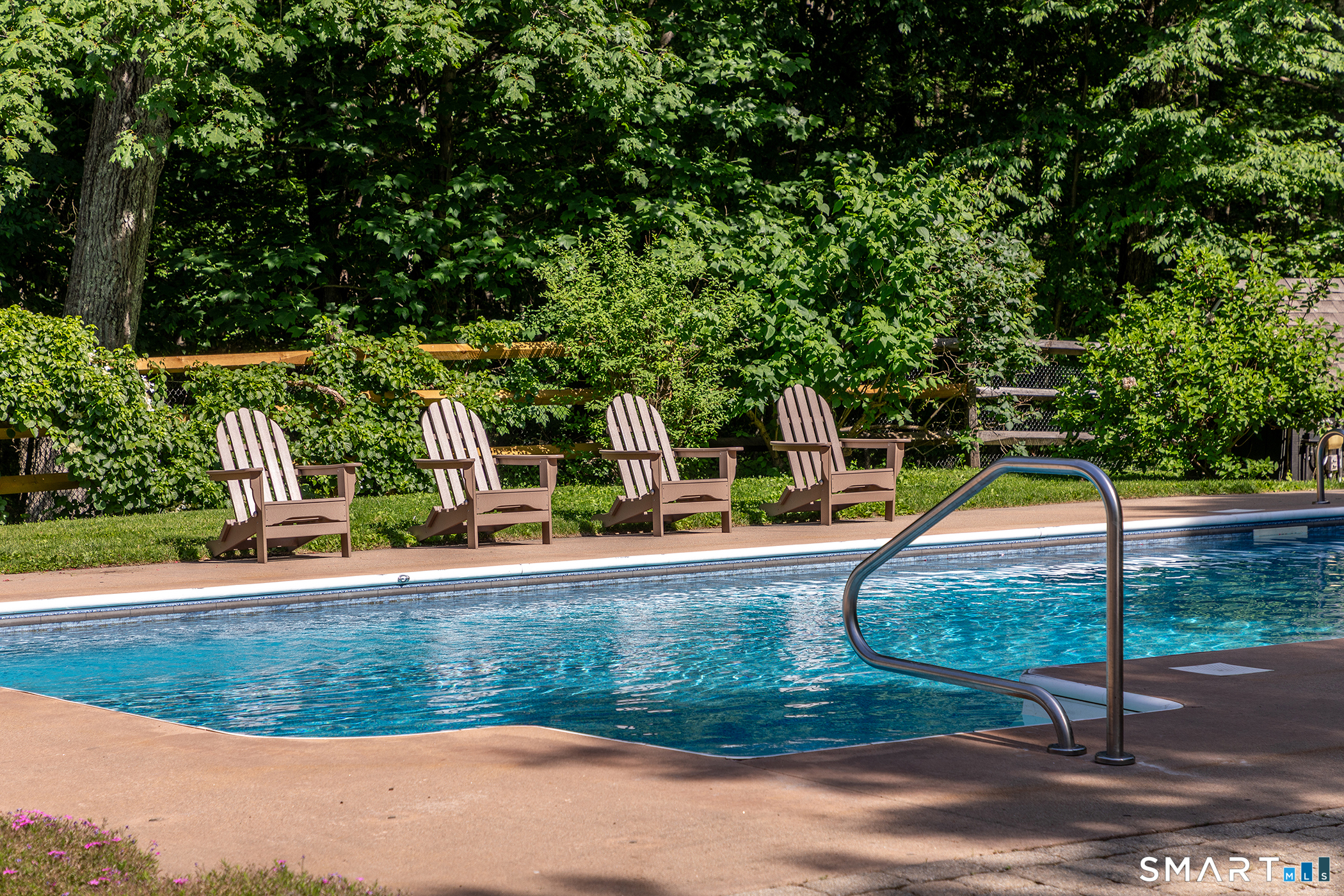 28 Drewbarrie Lane Easton CT 06612