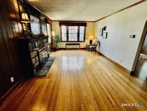 235 Summit Street Manchester CT 06042