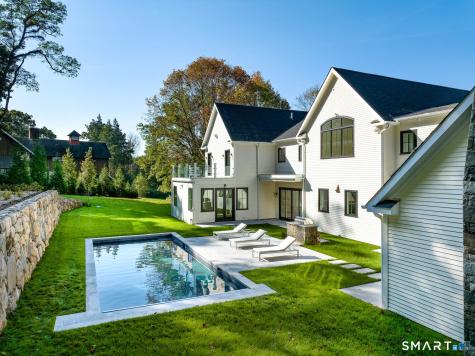 460 Middlesex Road Darien CT 06820