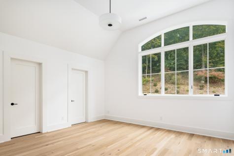 460 Middlesex Road Darien CT 06820