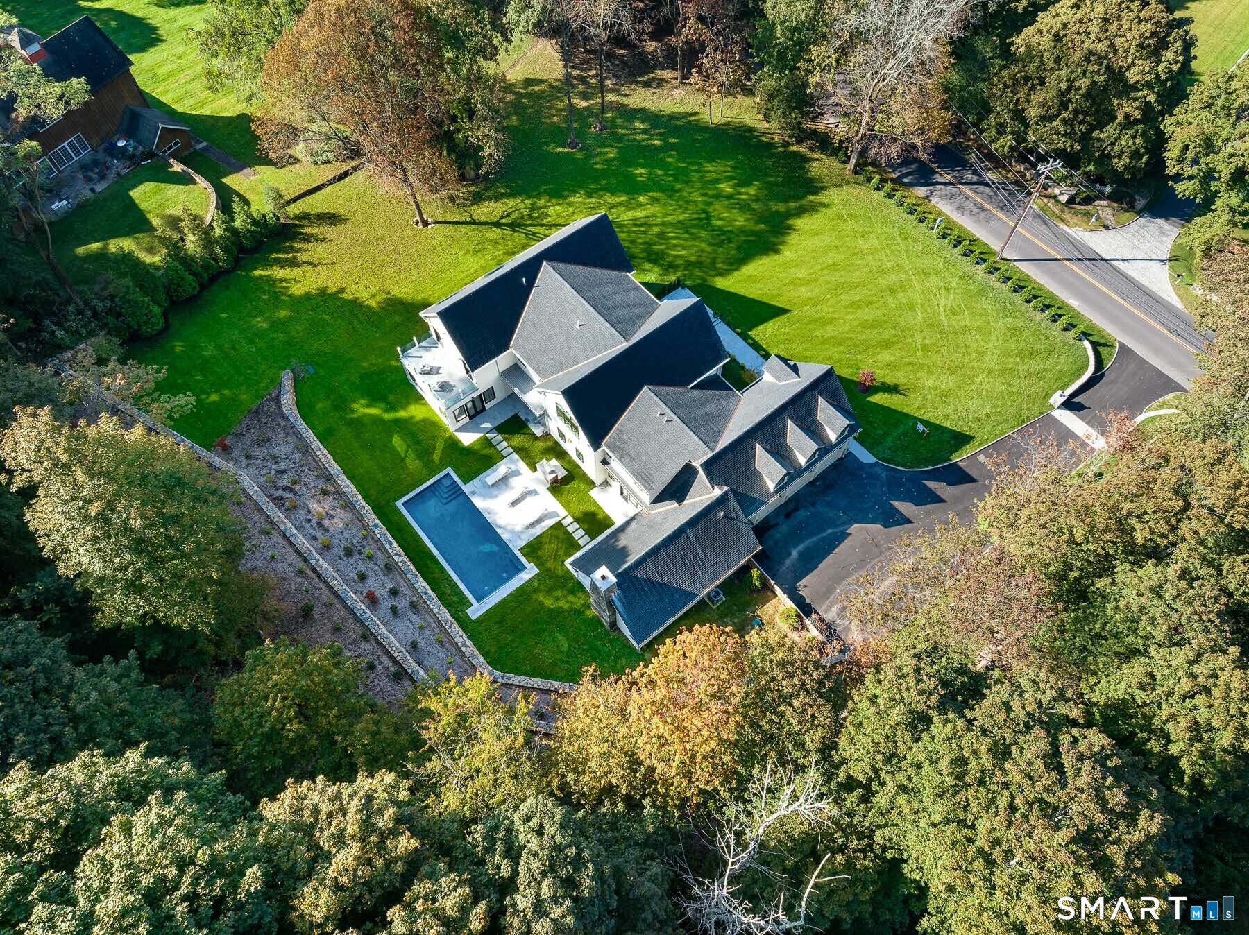 460 Middlesex Road Darien CT 06820