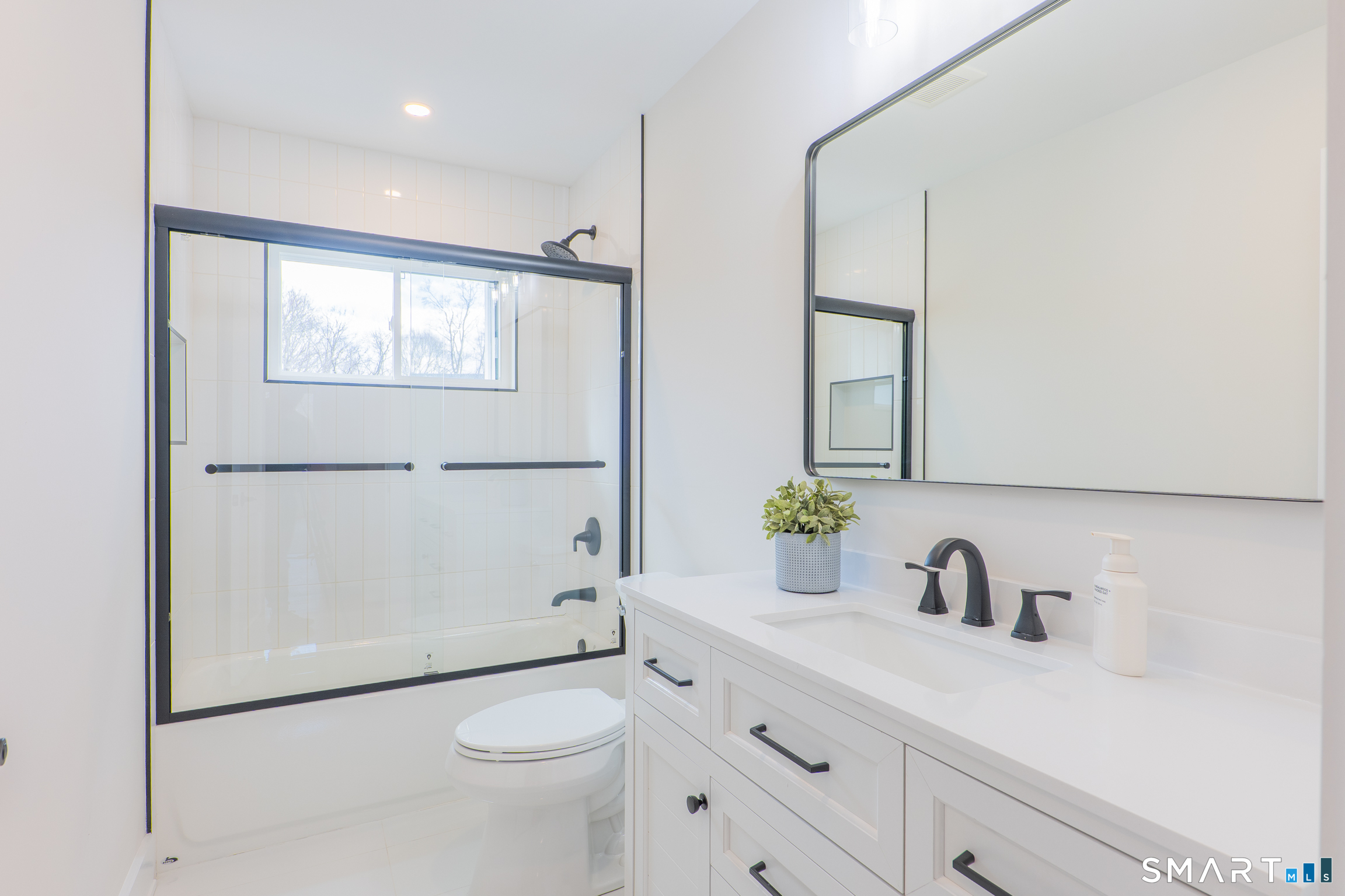 2 Brookview Heights Court Shelton CT 06484