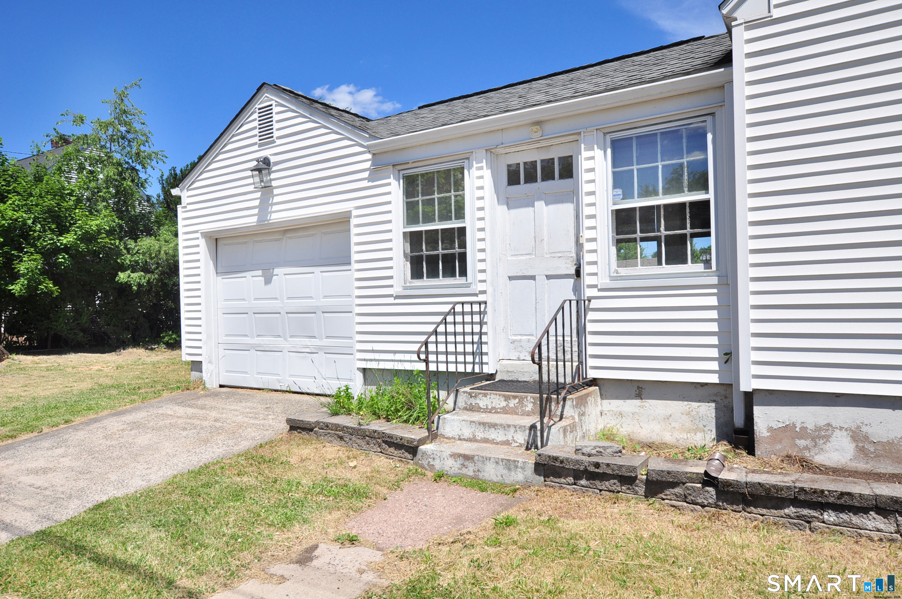 103 West Center Street Manchester CT 06040