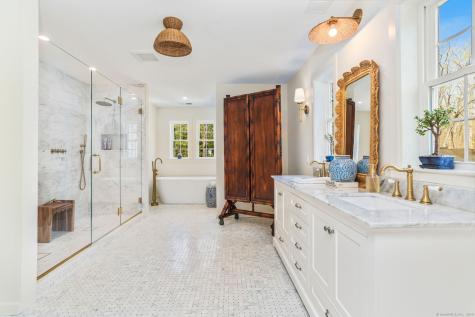 112 Camp Avenue Darien CT 06820