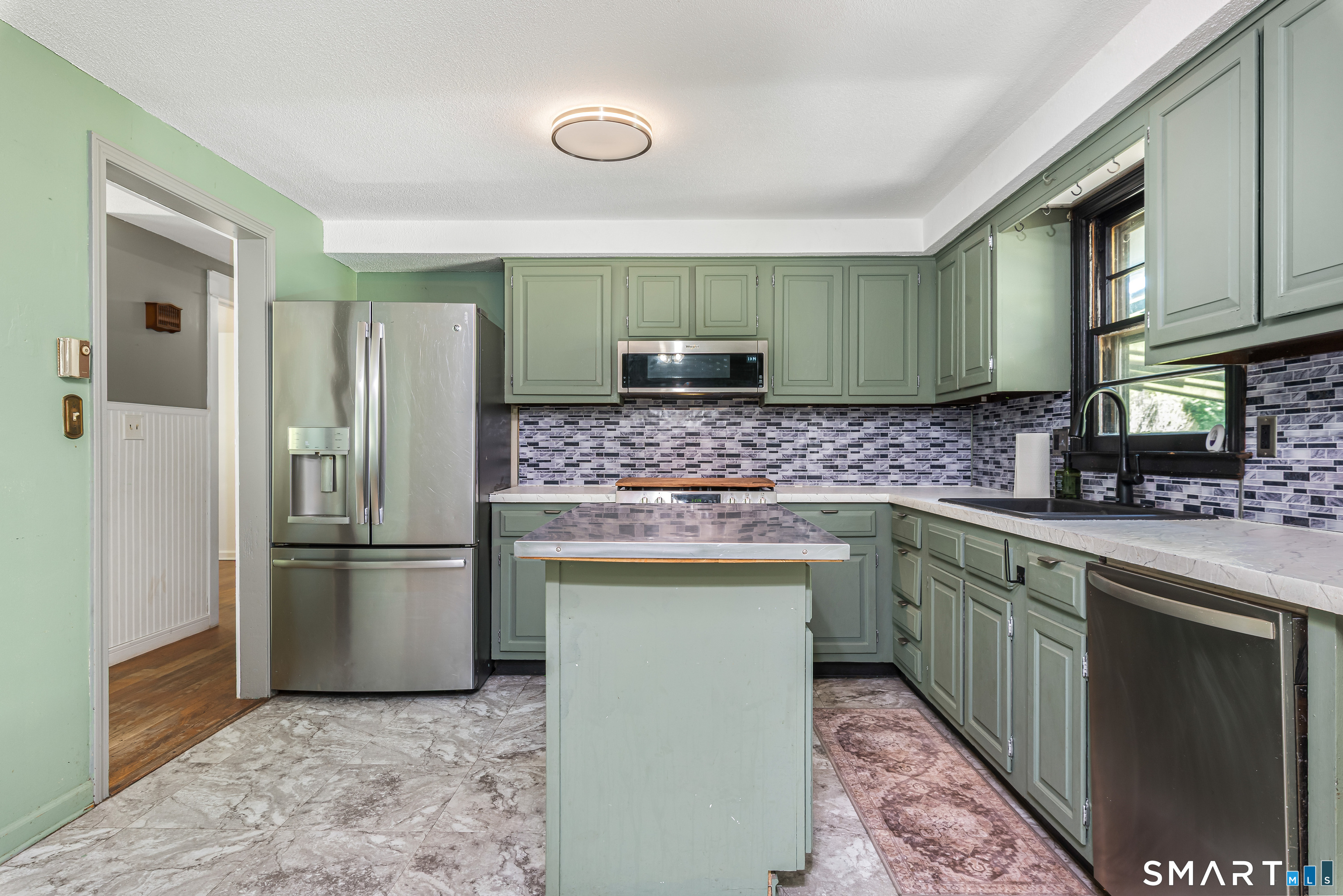 196 Humiston Circle Thomaston CT 06787