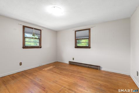 196 Humiston Circle Thomaston CT 06787