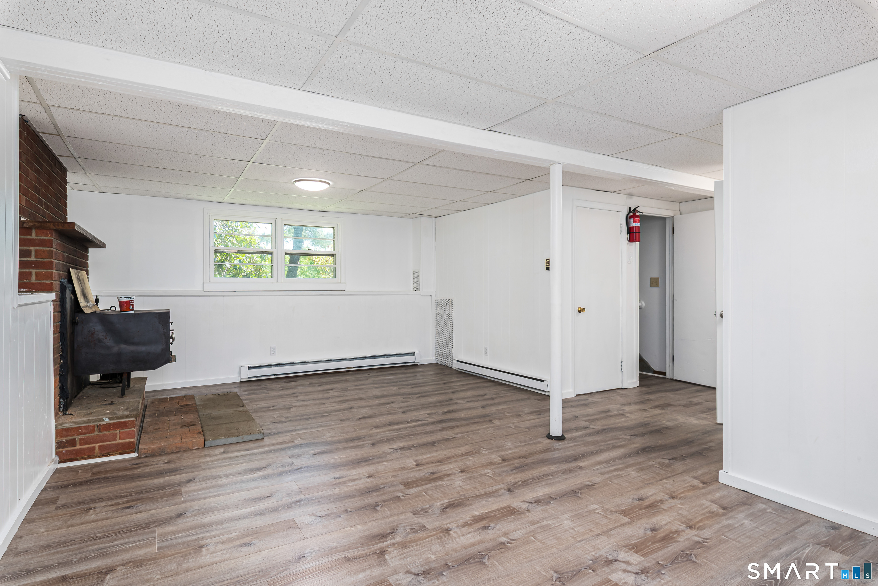 196 Humiston Circle Thomaston CT 06787
