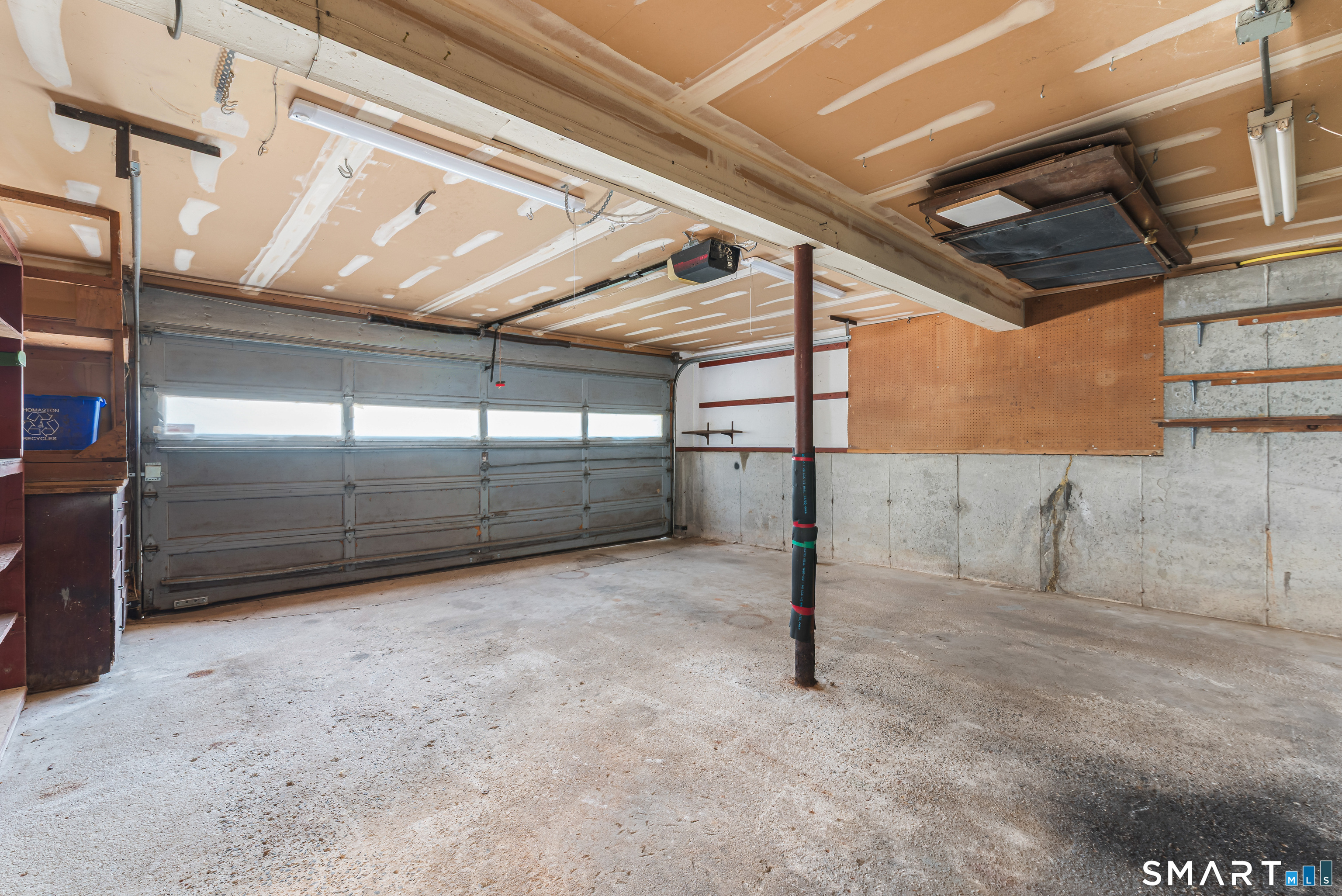 196 Humiston Circle Thomaston CT 06787