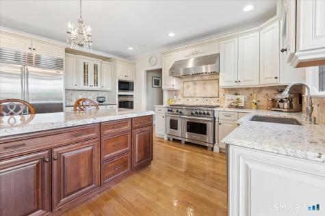 22 Nature Lane Shelton CT 06484