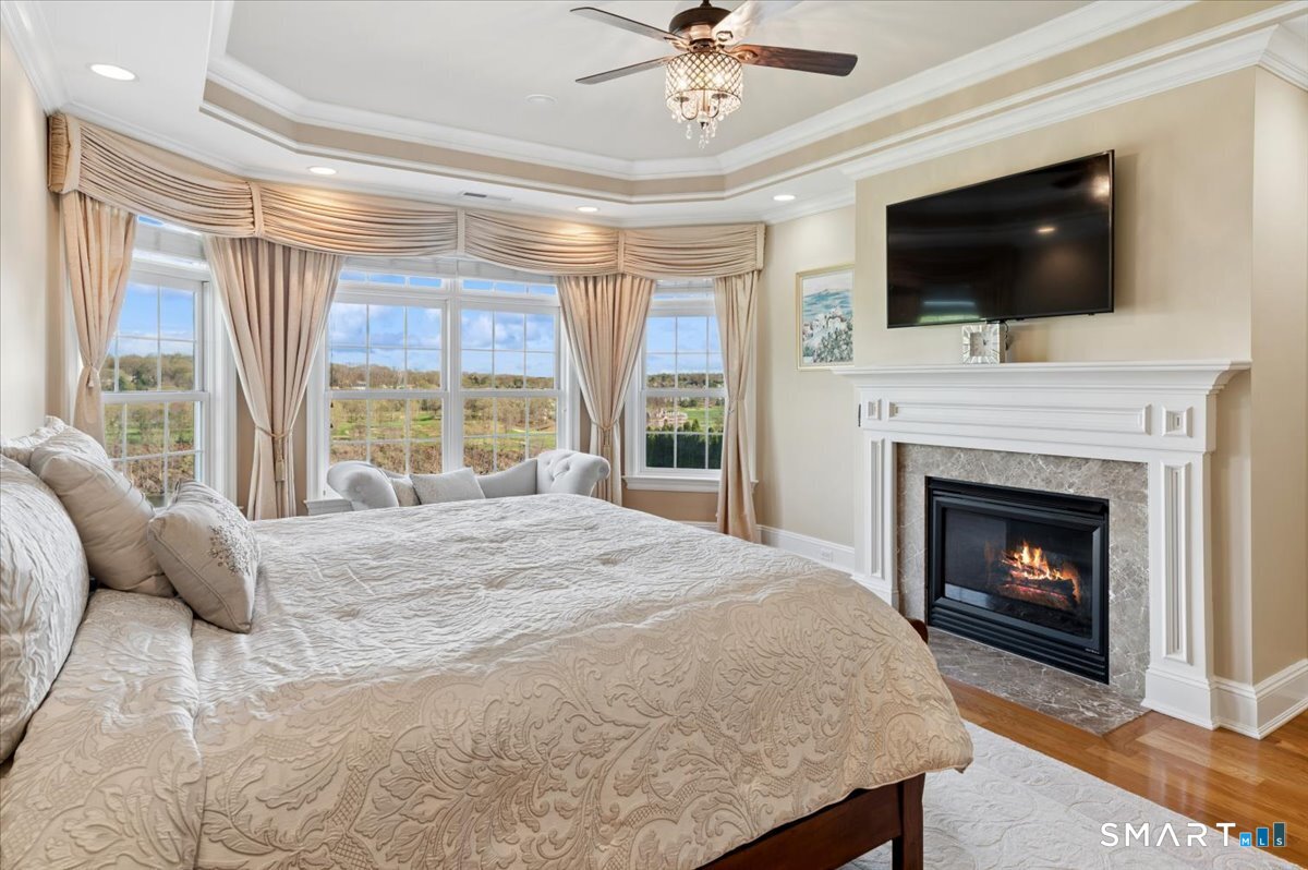 22 Nature Lane Shelton CT 06484