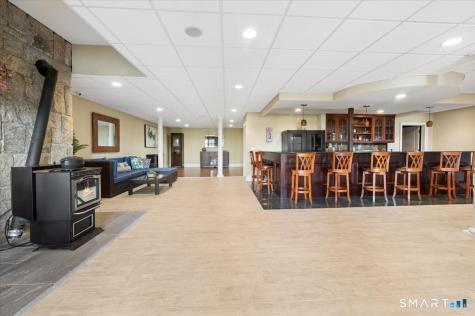 22 Nature Lane Shelton CT 06484