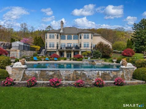 22 Nature Lane Shelton CT 06484