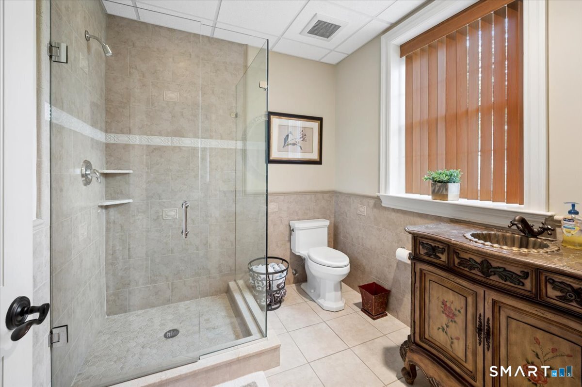 22 Nature Lane Shelton CT 06484