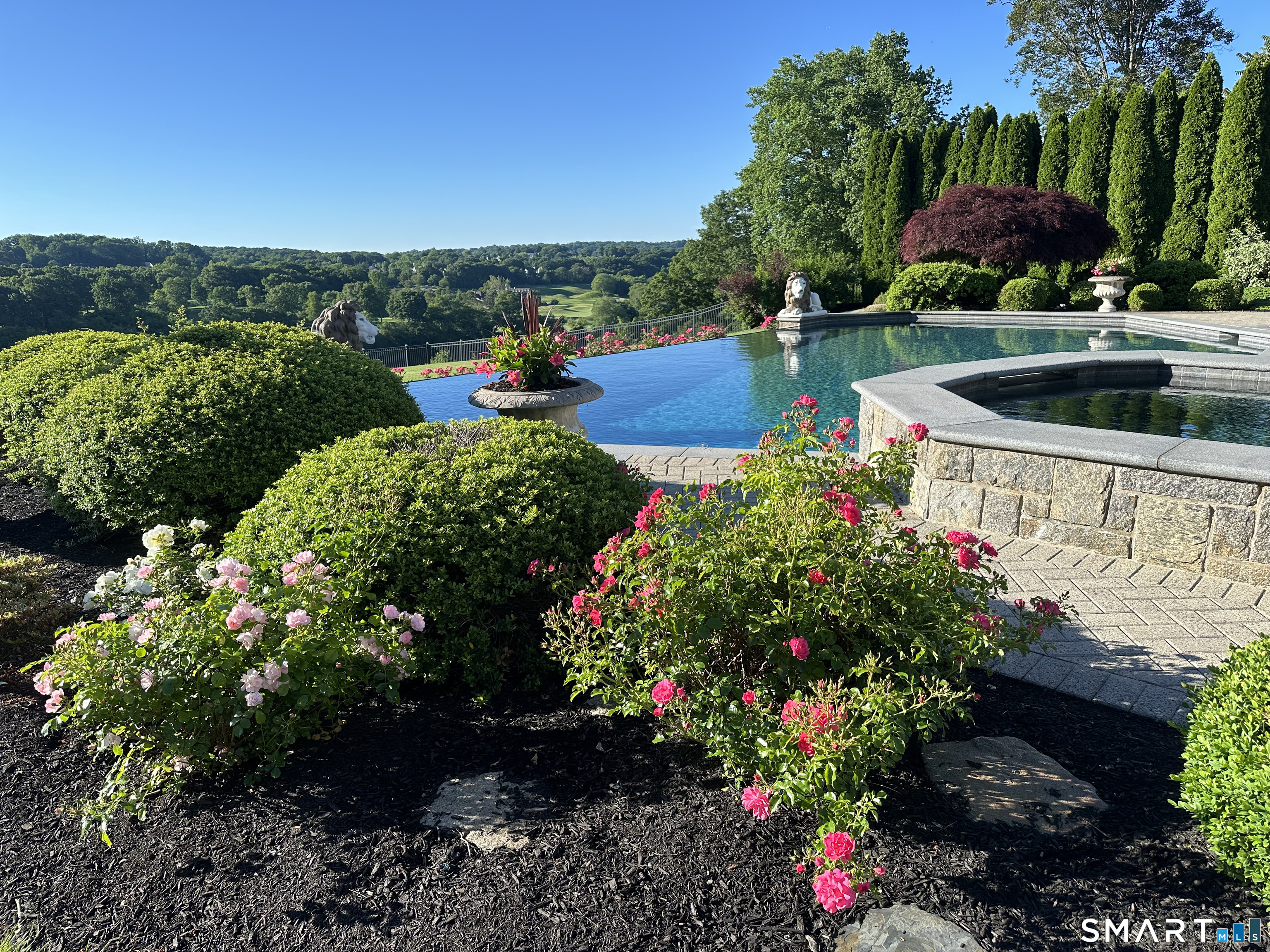 22 Nature Lane Shelton CT 06484