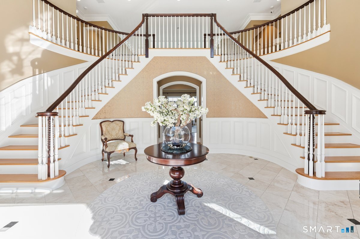 22 Nature Lane Shelton CT 06484