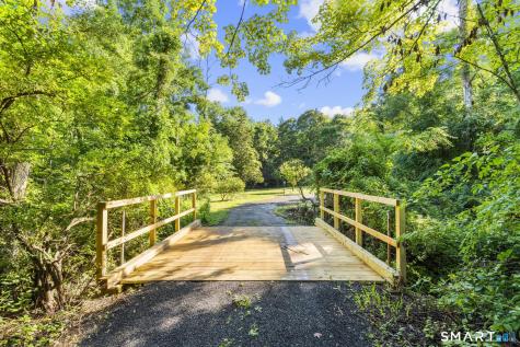104 Bell Street Middletown CT 06457