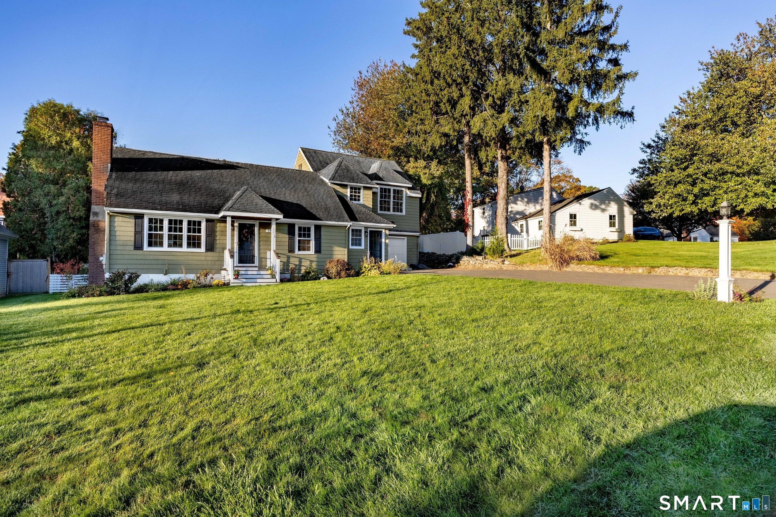 125 University Drive Fairfield CT 06824