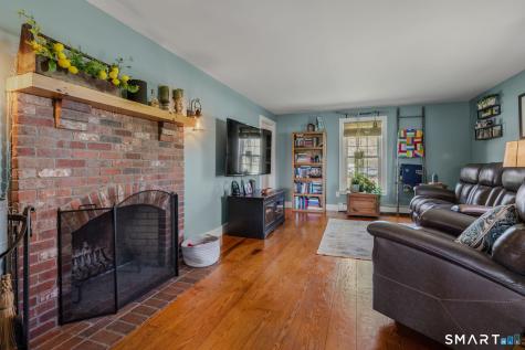 21 Hefflon Farm Road Old Lyme CT 06371