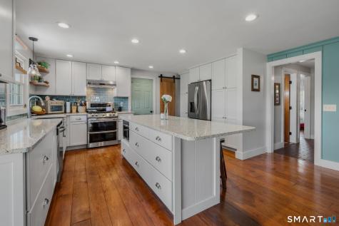 21 Hefflon Farm Road Old Lyme CT 06371