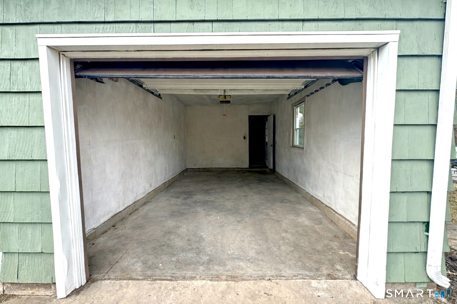 677 Middle West Turnpike Manchester CT 06040