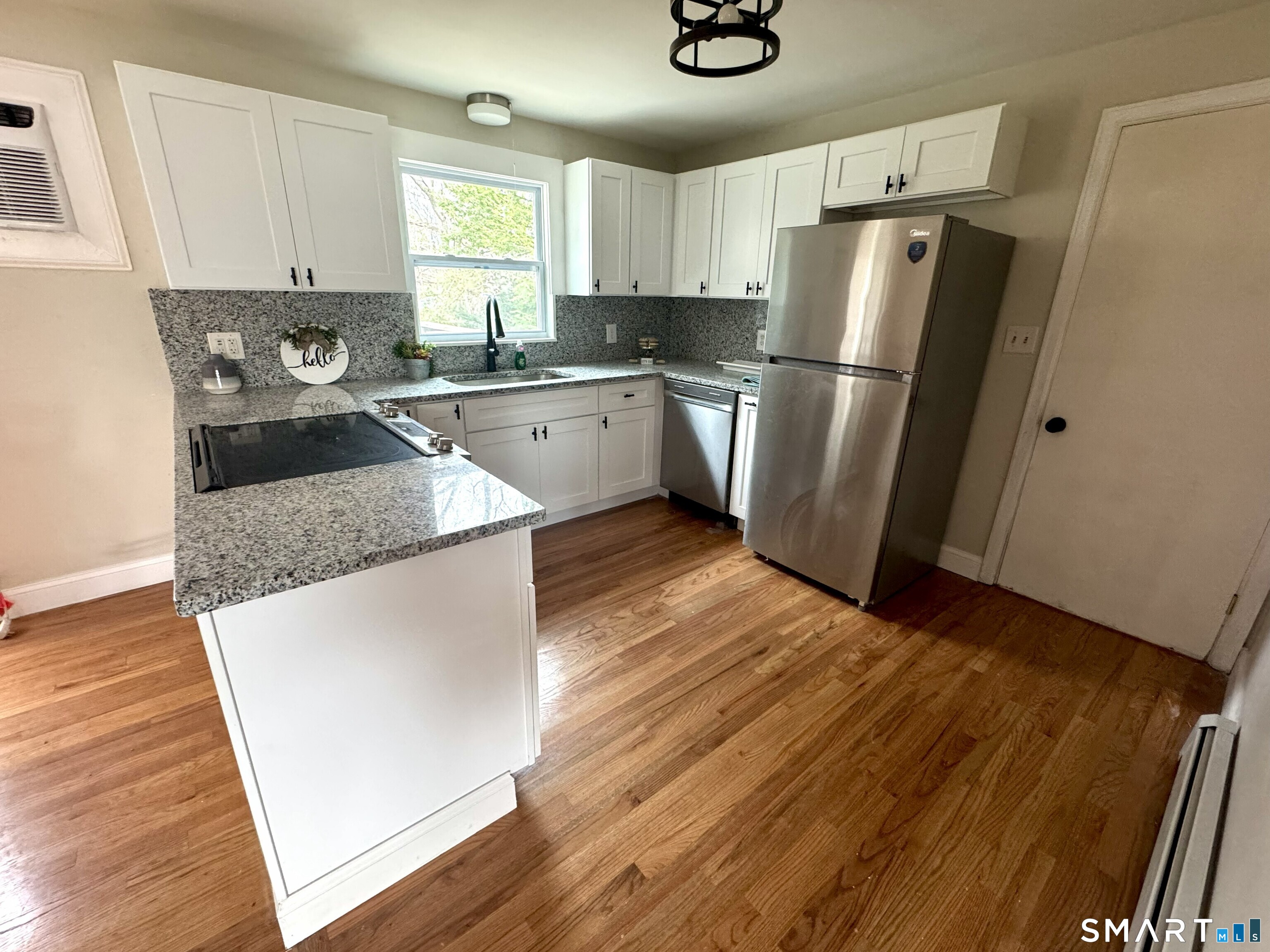 677 Middle West Turnpike Manchester CT 06040