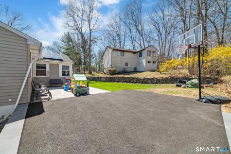 327 Lakeside West Boulevard Waterbury CT 06708